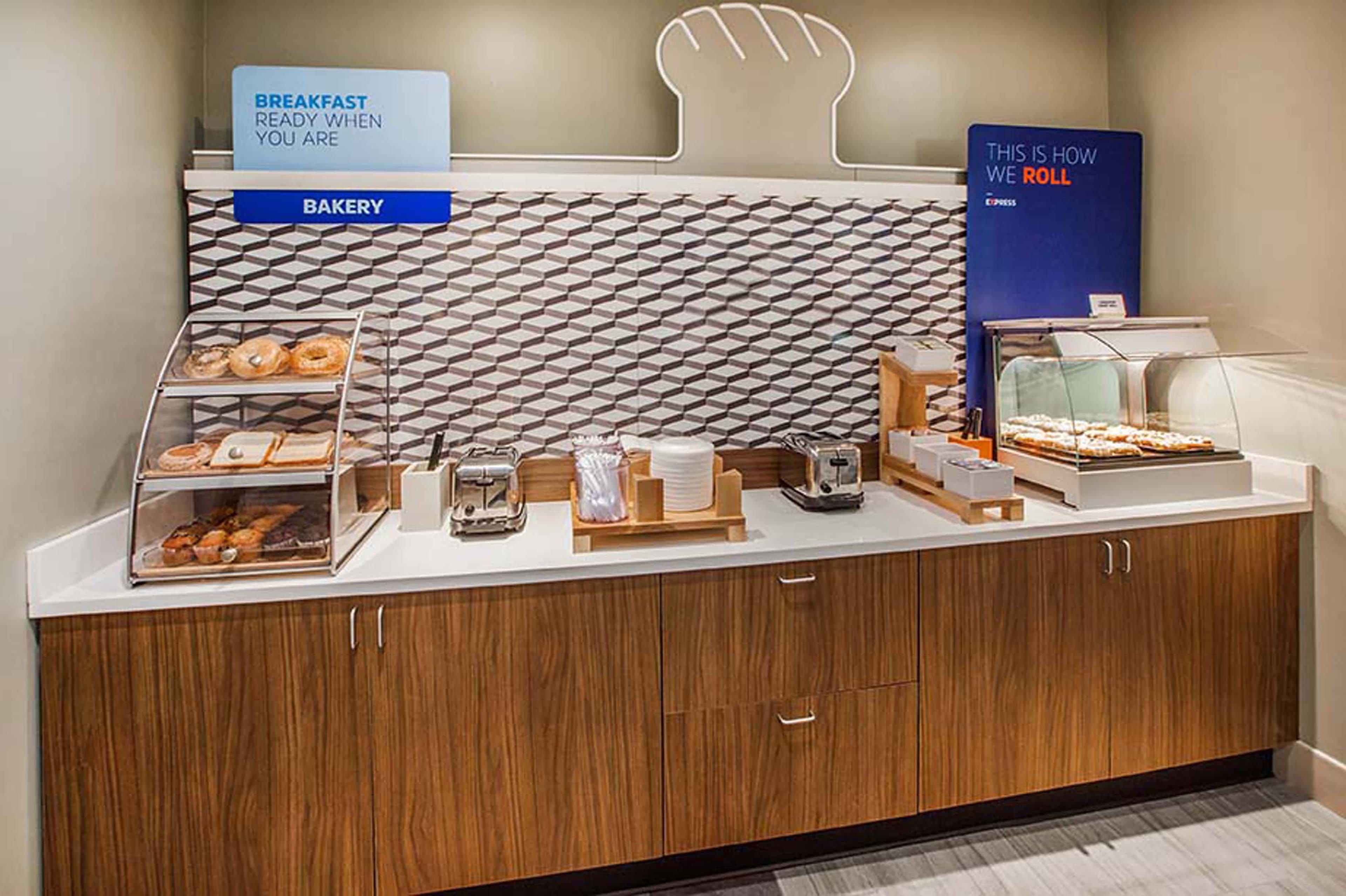 Holiday Inn Express & Suites Nashville Southeast - Antioch By Ihg Dış mekan fotoğraf